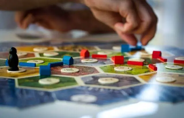 what makes a successful board game