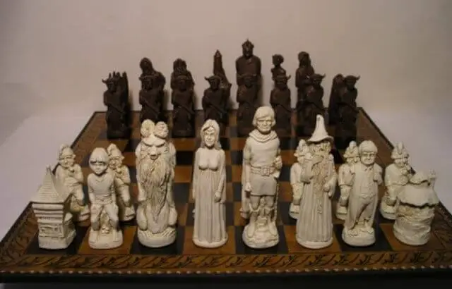 Lord of the Rings Chess Collection