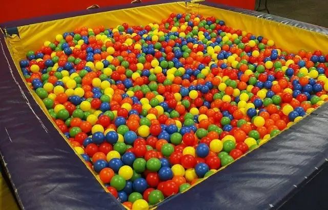 how to make a ball pit