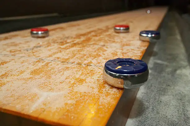 What should I Look for When Buying Shuffleboard Table